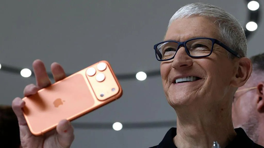 Apple Bersiap Naikkan Harga Produk, Ledakan AI Bikin Biaya Chip Melonjak