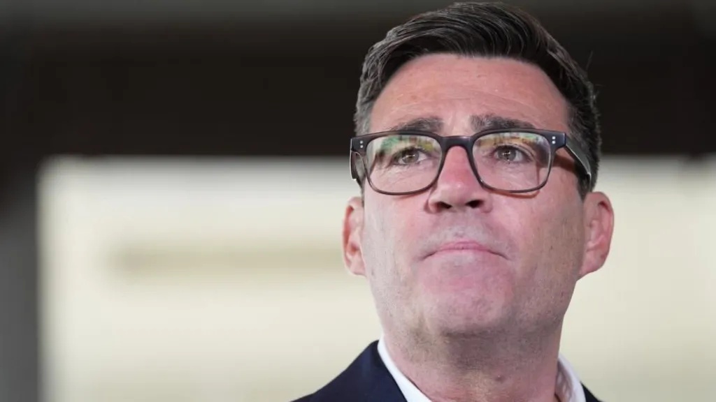 Andy Burnham Resmi Jadi Perdana Menteri Inggris, Hadapi Tantangan Memutus Siklus Pergantian Pemimpin yang Cepat