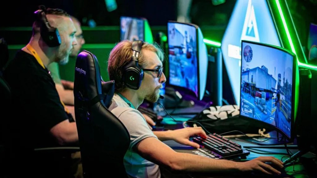 Twitch Diserang Pengguna setelah Amazon Gunakan Konten Siaran untuk Melatih AI