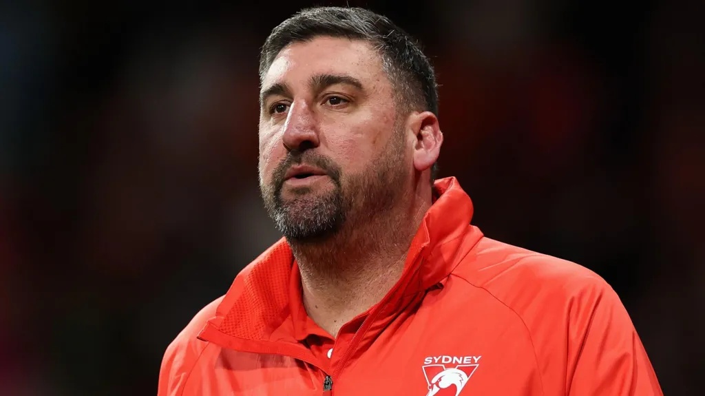 Pelatih Sydney Swans Kecewa Berat Setelah Sejumlah Pemain Dikaitkan dengan Penyelidikan Dugaan Pelecehan Seksual