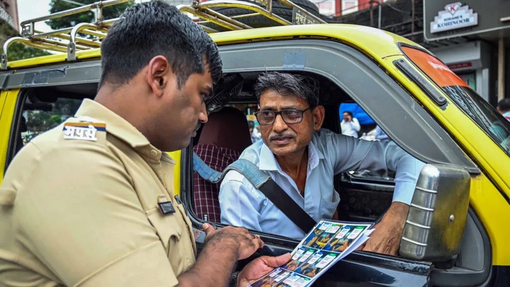 Pengemudi Taksi dan Bajaj di Maharashtra Diberi Waktu Setahun untuk Kuasai Bahasa Marathi