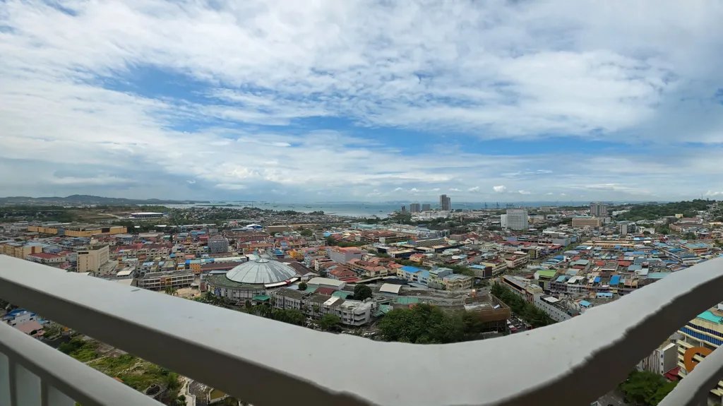 Warga Batam Protes Pusat Data, Pasokan Air Bersih di Permukiman Kian Mengkhawatirkan